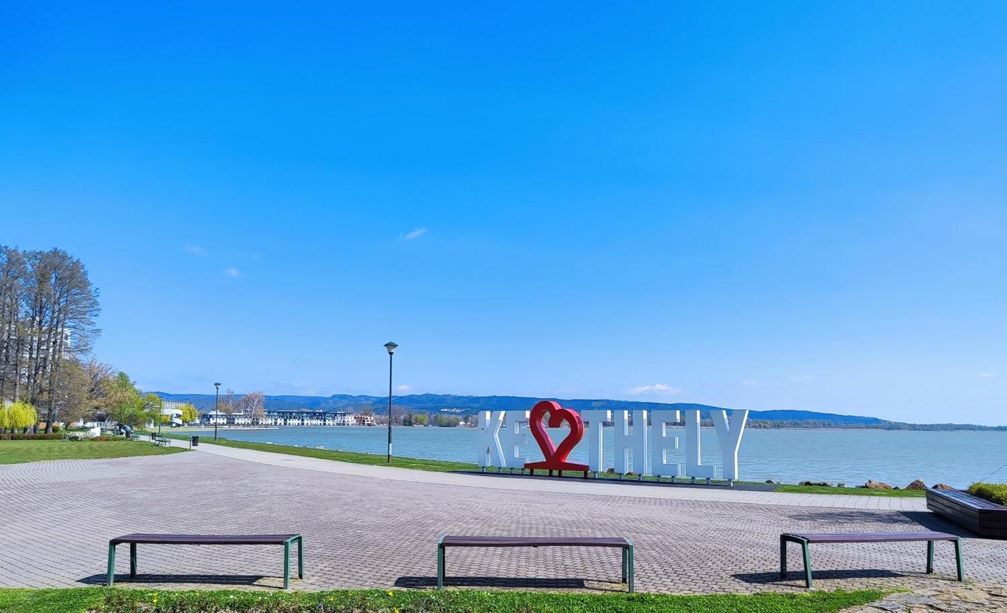 Royal Relax Apartman Keszthely Exterior photo